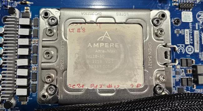 linux内核编译_Linus Torvalds AMD Ryzen Threadripper _ ARM64 Linux 内核测试 