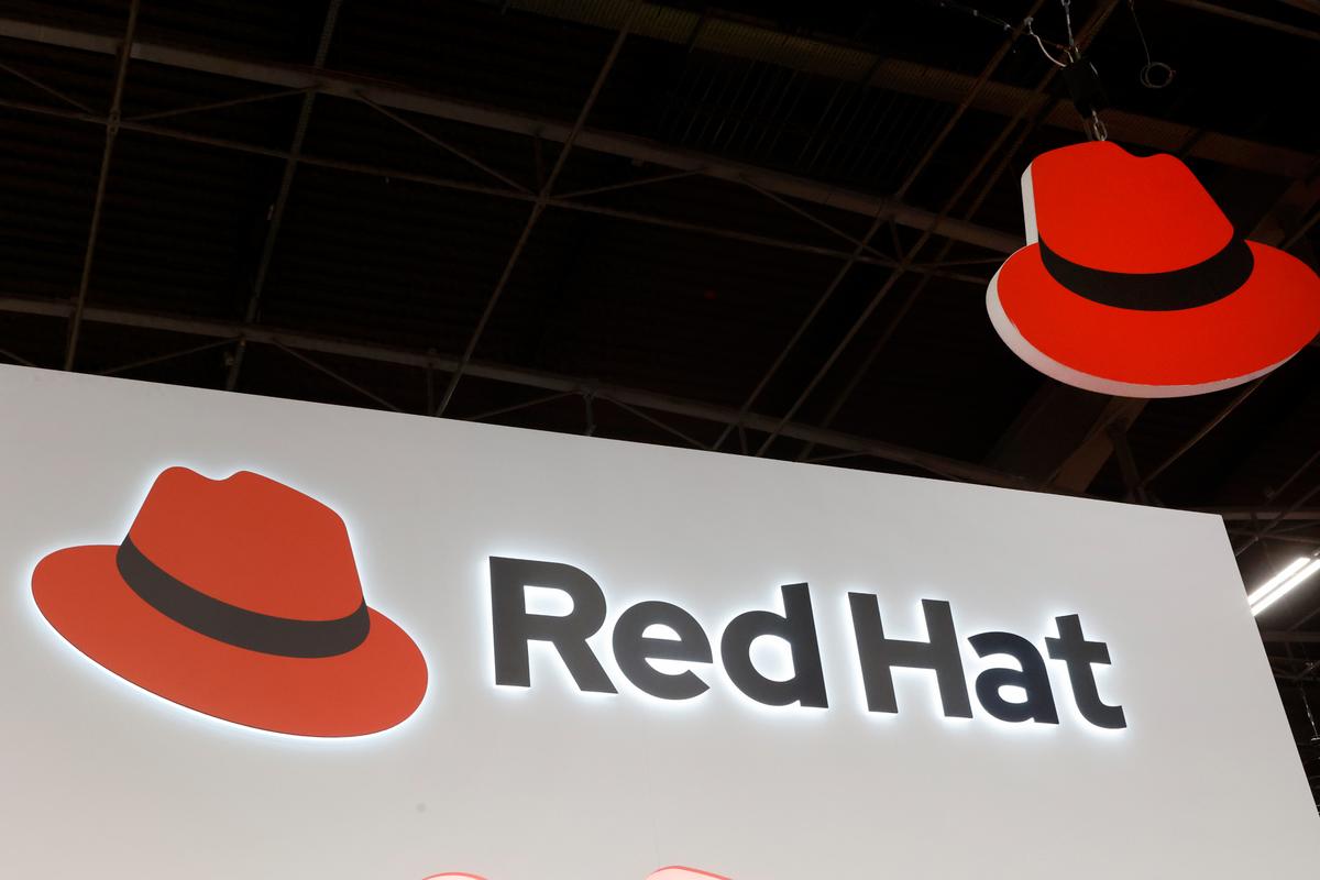 SUSE RHEL 兼容发行版_linux系统版本查询_Rocky Linux CIQ 合作