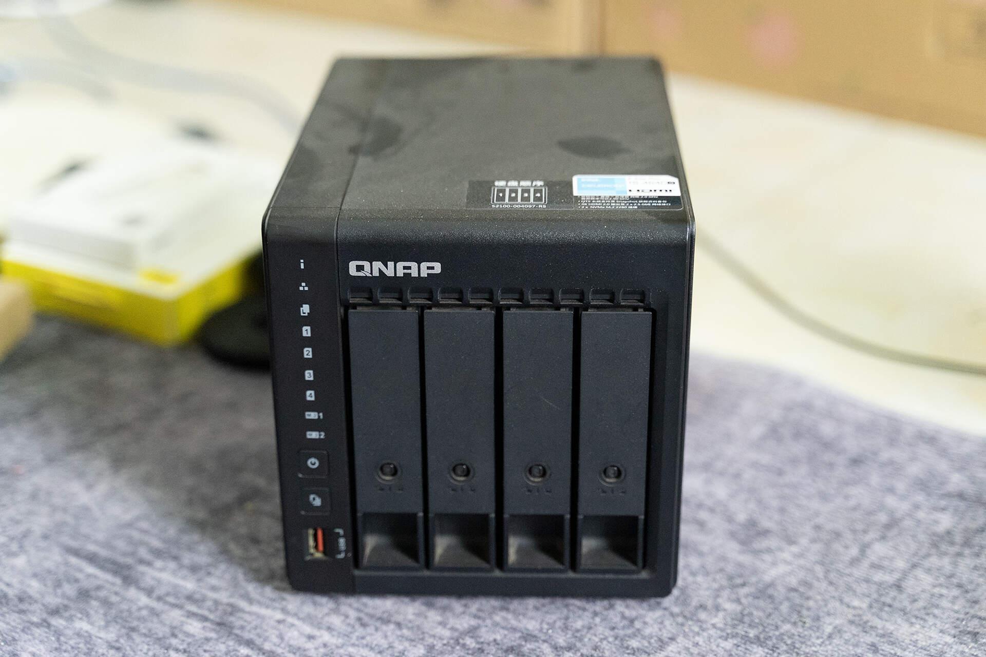 NAS公网IP远程访问_DDNS动态域名解析Lucky_docker 宿主机ip